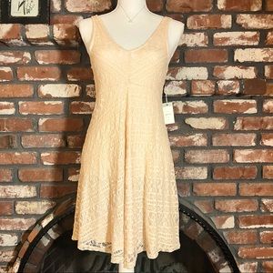 Forever 21 Peach Lace Mini Dress Size Small NWT